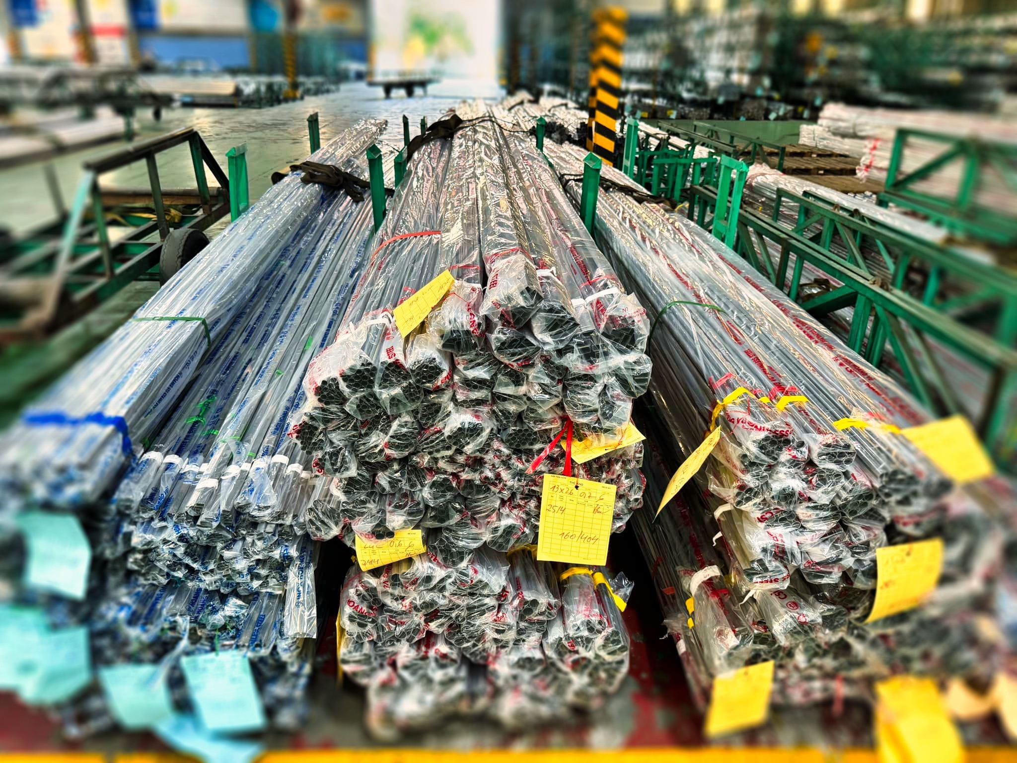 Nhà Phân Phối Inox Lớn Nhất Miền Bắc | Nam Thuận Phát 6 Nhà Phân Phối Inox Nam Thuận Phát: Luôn sẵn kho vật tư inox số lượng lớn